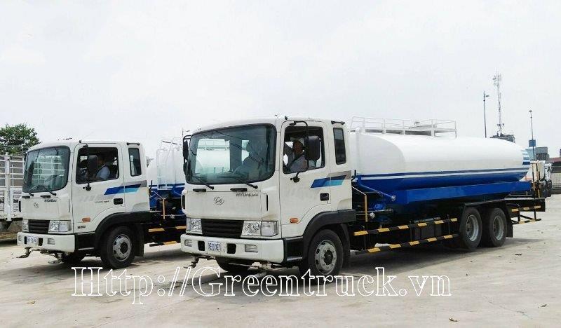 Xe phun nước rửa đường tưới cây 13 khối Hyundai HD240