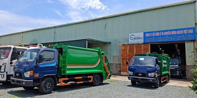 Xe chở rác gầu xúc 10 khối Hyundai W11S - Greentruck