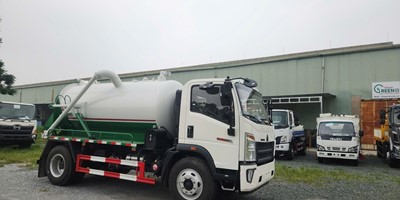 Xe hút chất thải 7 khối Howo