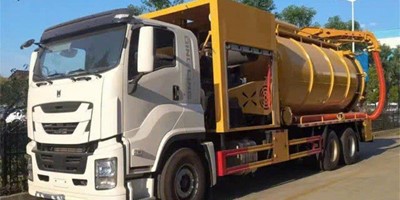 Xe hút chất thải 13 khối Isuzu Giga