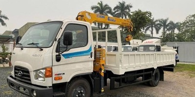Xe tải Hyundai MIGHTY W11SL gắn cẩu 3.4 tấn 4 đốt XCMG SQS68TL-4