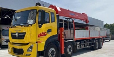 Cẩu 15 tấn Kanglim gắn trên xe Dongfeng Hoàng Huy 4 chân -Euro5